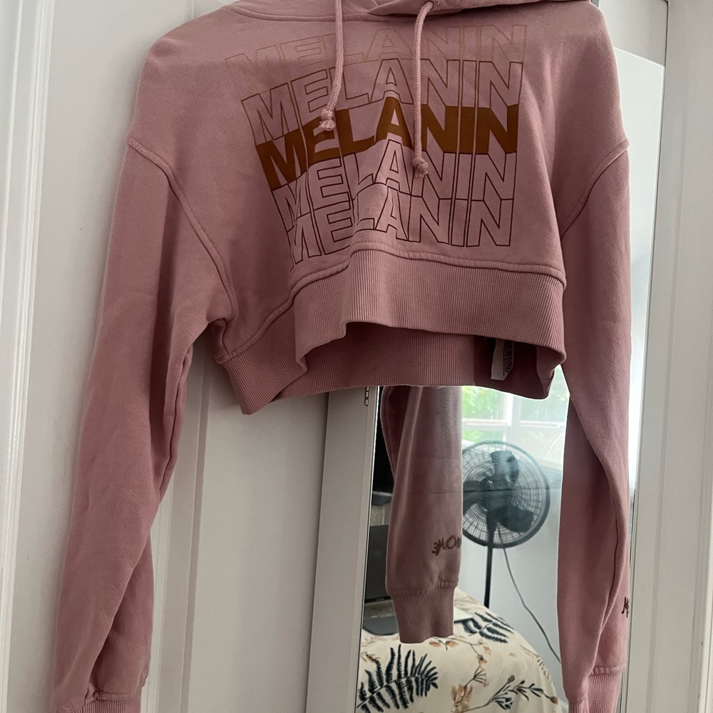 Forever 21 Pink Graphic Cropped Hoodie